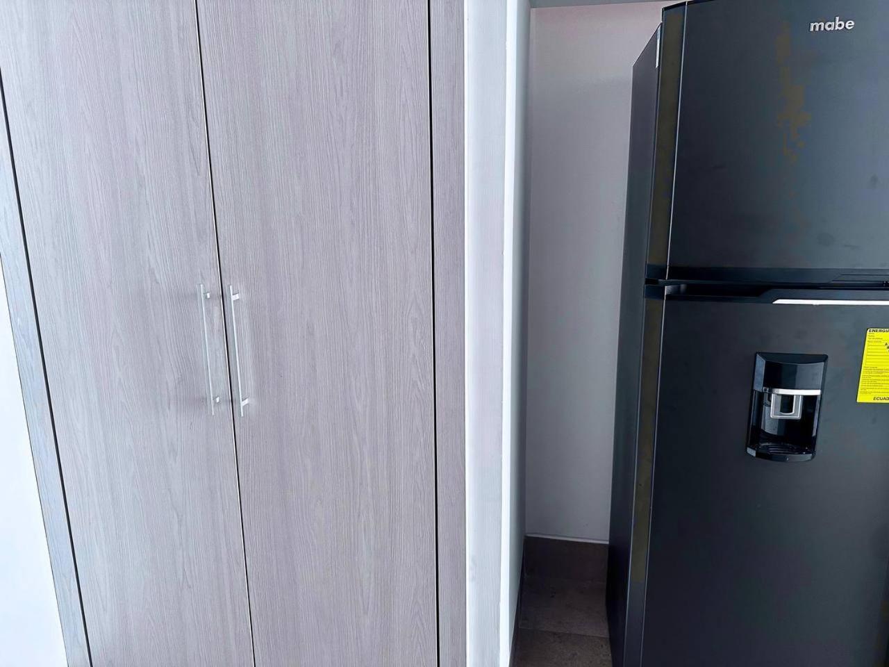 Lujoso Depa Con Vista A Todo Guayaquil! Apartamento Exterior foto